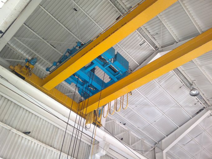 GRUA VIAJERA BIPUENTE CAPACIDAD 20 TON  EXP
ALTURA DE IZAJE 18 MT
CLARO DEL PUENTE 10 MT
A PRUEBA DE EXPLOSION
